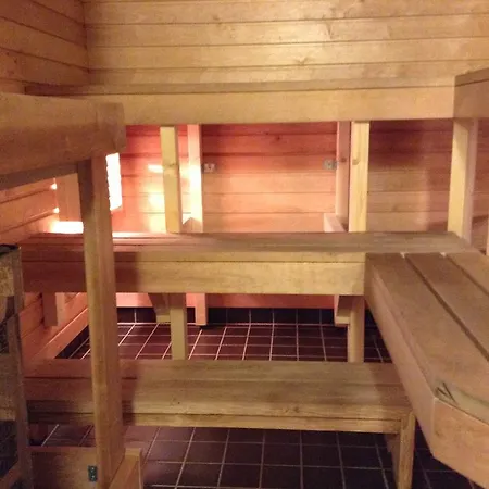 Hiiumaa Ametikooli *
