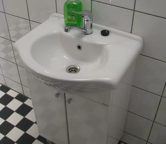 Hiiumaa Ametikooli Suuremoisa (Hiiumaa)